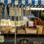 Herbstlicher Marktzauber in Neubeuern: Ein Bummel durch bayerische Vielfalt von Handwerk, Mode und Kulinarik