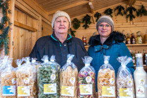 Samerberger Dorfadvent verzaubert mit festlichem Glanz und besinnlichen Momenten