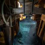 Die Glocken der Dorfkirche St. Peter in Steinkirchen: Eine Zeitreise durch Freud und Leid