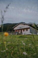 Hasenalm_Aussen_Fruehling01