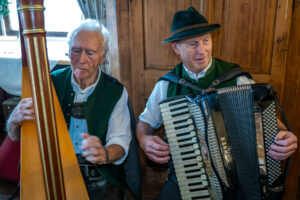 Großes Hochzeitslader - Treffen auf dem Samerberg
