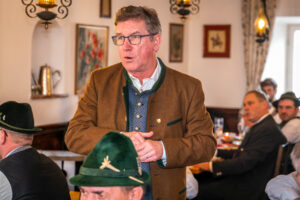 Großes Hochzeitslader - Treffen auf dem Samerberg