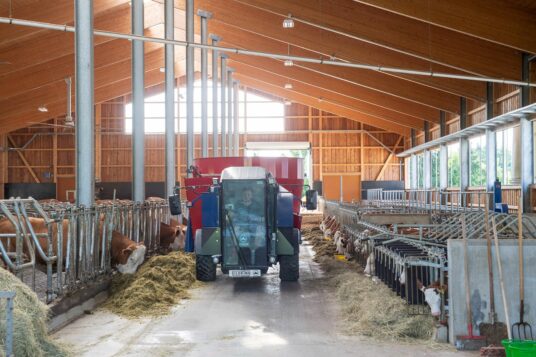 Zukunftsbauer_E-Futtermischwagen_RGB_DSC_1470