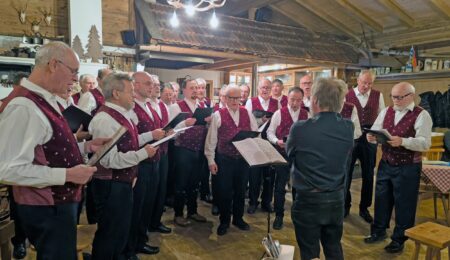 k-Weihnachtskonzert_Maennerchor Aschau (20)