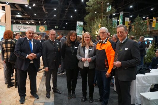 Grüner Abend Präsidenten mit Abgeordneten