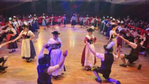 Oide Wiesn Bürgerball (Schluss-Figur Repräsentanten-Tanz )