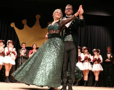 aschau krönungsball02