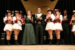 aschau krönungsball08a