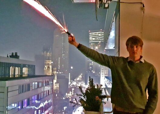 vlcsnap-2024-01-02-22h52m04s923_Amberger_m