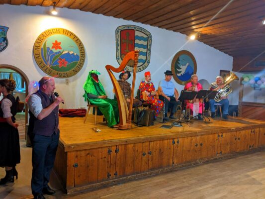 Rosenmontag Hittenkirchen 2024 (1)_aufgehellt