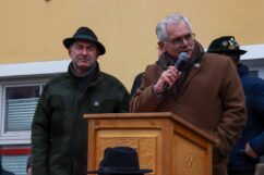 k-240207 Rossmarkt Pferde und Auftrieb_16