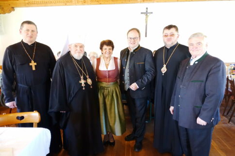 1Shafran-Erzbischof-Schmid-Bgm Prien-Weihbischof-Tischner