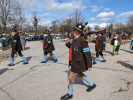 1f8ec6c2-3652-44b0-8535-0d0e6a7d3d33