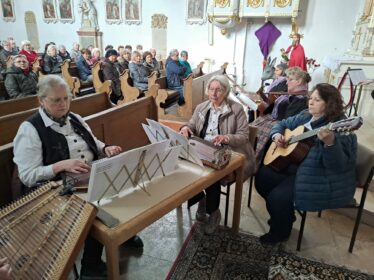 Schlossberg Saitenmusik