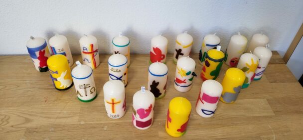 Trachtenjugend Pleiskirchen_Gestaltete Osterkerzen