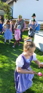 Trachtenjugend Pleiskirchen_auch das Eierlaufen war eine zünftige Gaudi