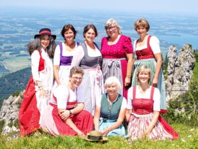 1Gruppenbild-Bäuerinnen