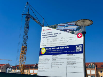 240525 - OBB-SO_Bautafel_Johanniter-Zentrum_Jillian_Moss
