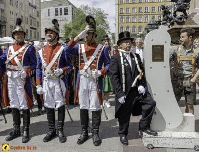 weisswurst-parade-im-donisl-und-marienplatz_Photographed-by-Gelbmann__MG_3782