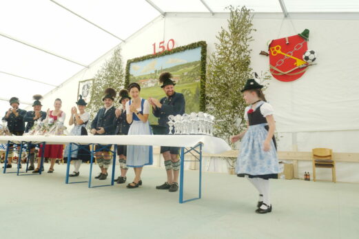 1Antonia Kotter aus Greimharting - Dirndl-Siegerin