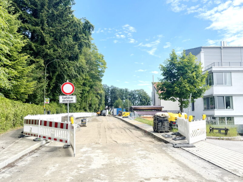 1Harrasser Straße 4