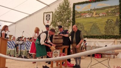 4c8c32e2-7901-455b-b17d-6b6136b49aeb