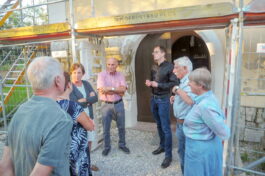 OLYMPUS DIGITAL CAMERA