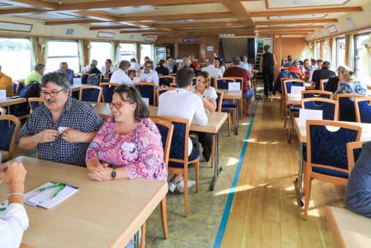 1_Foto4_Business Speed Dating Chiemsee 2024_300dpi__246A9771(c)Axel Effner