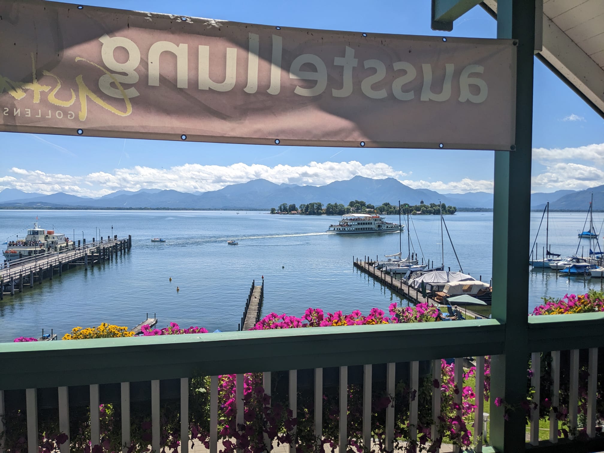 Nur-noch-bis-Sonntag-7-Juli-Ausstellung-one-world-two-views-in-Gstadt