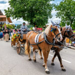 Festzug des 104. Gaufests des Bayerischen Inngautrachtenverbandes in Altenbeuern
