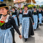 Festzug des 104. Gaufests des Bayerischen Inngautrachtenverbandes in Altenbeuern