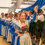 Festzug des 104. Gaufests des Bayerischen Inngautrachtenverbandes in Altenbeuern