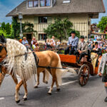 Festzug des 104. Gaufests des Bayerischen Inngautrachtenverbandes in Altenbeuern