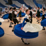 Festzug des 104. Gaufests des Bayerischen Inngautrachtenverbandes in Altenbeuern