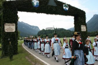 aschau triumphbogen01