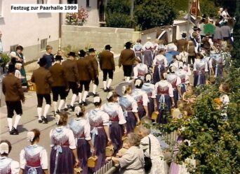 k-Festzug zur Paarhalle 1999