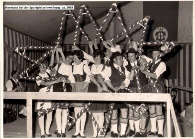 k-Sterntanz bei der Sportplatzeinweihung ca. 1968