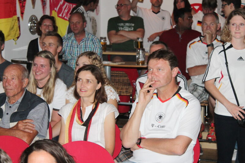 kl-Herr seifert, Frau Huebner