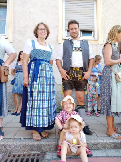 0f142f1d-c3d0-41f3-ae3c-514d9b99d0d5