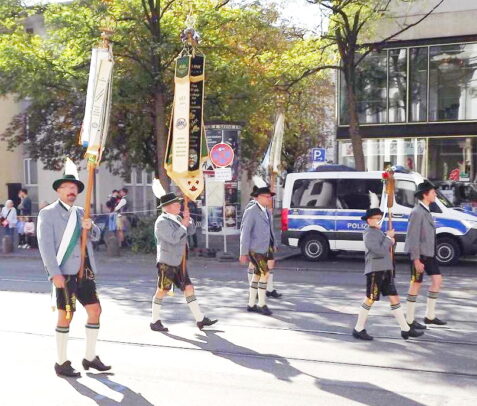 1c5e1a80-ec22-4bac-9880-13f04dd1a328