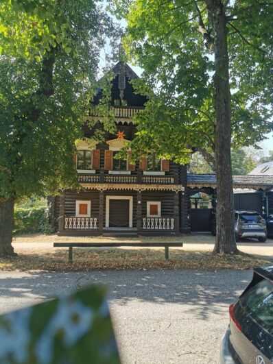 468fa8e5-f9b5-4891-b492-a8818ab537c4