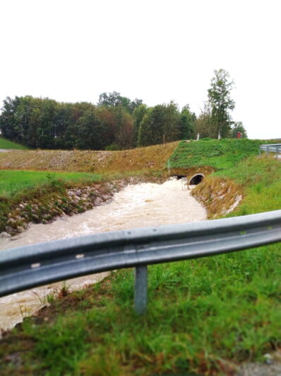 9c62227a-fee2-4fe9-9426-7214413a02f4