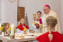 KID24224-220924-7183