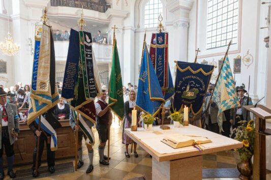 KID24224-220924-7485