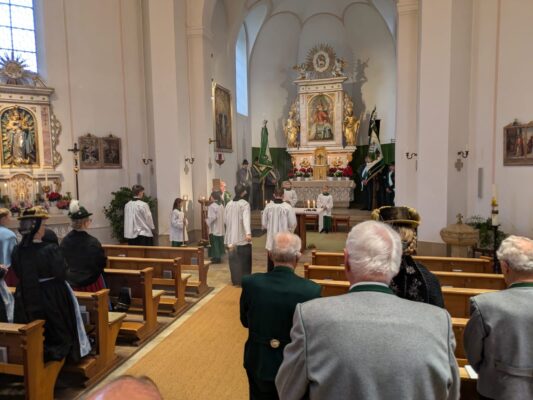 2b13f42b-1957-4ae5-bd63-c298ae884a6e