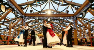 Banater TrachtenGruppe München der Banater Schwaben Foto3 2022