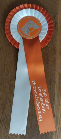 Ehrengabe fuer die Reiter