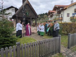 d8f8b43a-60b2-4aa9-aadc-9ccdeeac186d