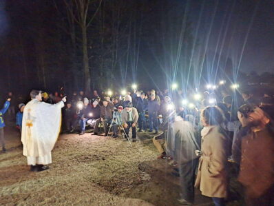 1Feier mit Pfarrer Hell