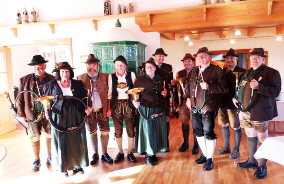 1Inntaler Jagdhornbläser